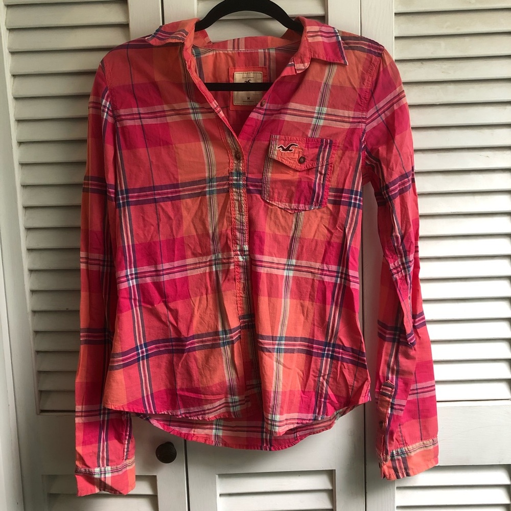 🟢 Hollister Pink Plaid Button Down